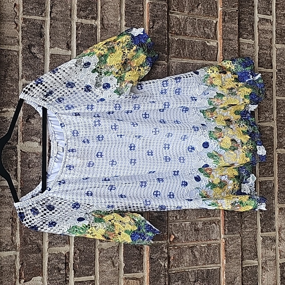 Cato Women's Multi Colored Floral Crochet Embroidered Shirt Tunic Size 18/20
